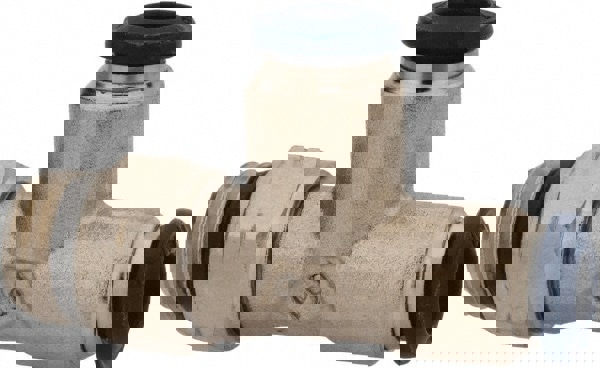 Push-To-Connect Tube to Universal Thread Tube Fitting: 1/8