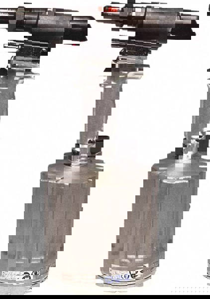 Air Rivet Tool: 3/8