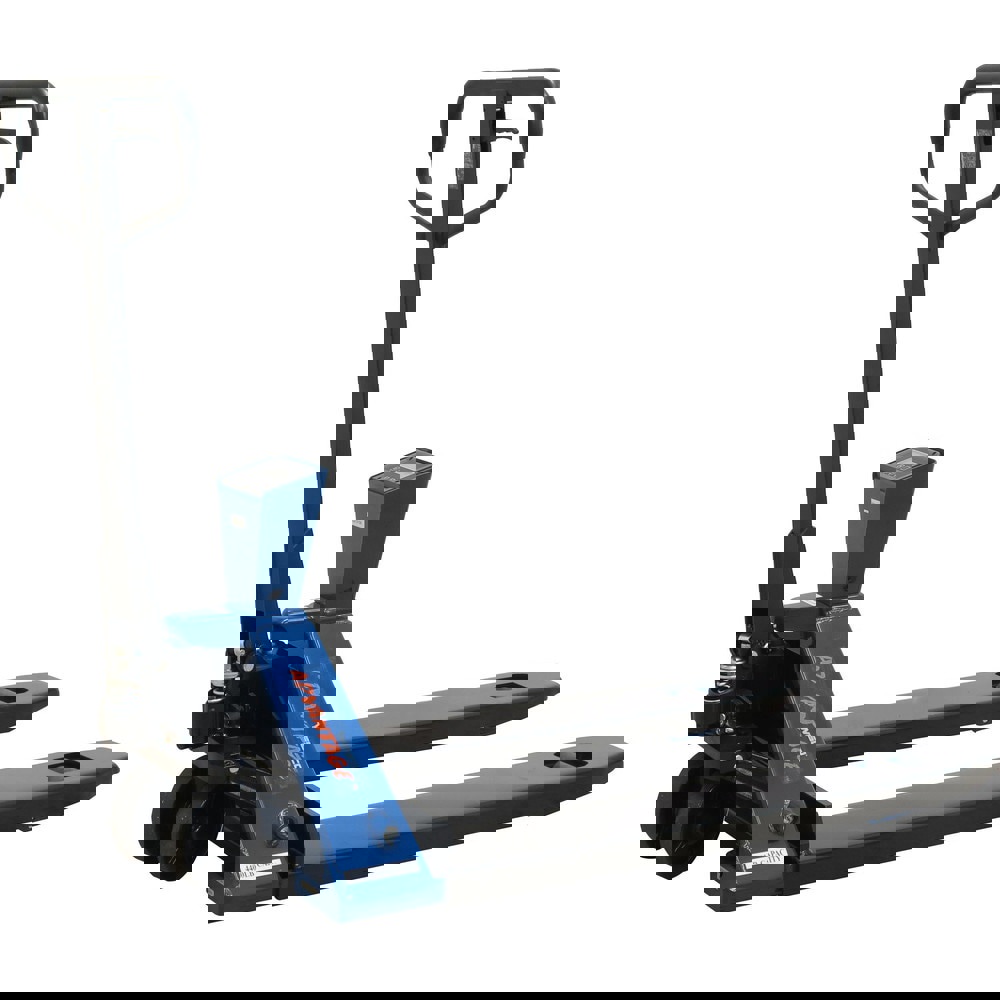 Pallet Trucks/Jacks; Type: Advantage Pro-Max Scale Pallet Truck ; Control Type: Hand ; Load Capacity (Lb. - 3 Decimals): 4400.000 ; Outside Fork Width: 27in ; Maximum Lifting Height: 7in ; Minimum Lifting Height: 3in