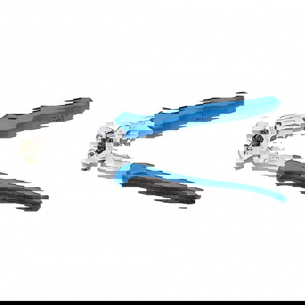 Wire Cable Cutter: Plastic Handle, 7-7/8