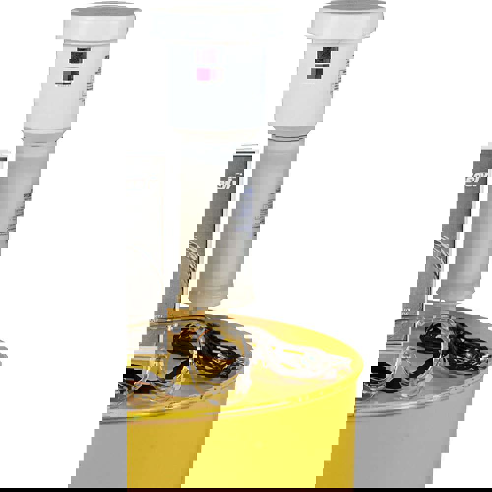 Drum Vents; Vent Type: Drum Filter Cartridge ; Connection Size: 0.75in ; Thread Type: NPT ; Vacuum Relief: Automatic ; Body Material: Polyethylene ; Color: White