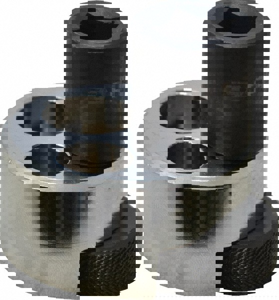 Stud Extractor: 1/2