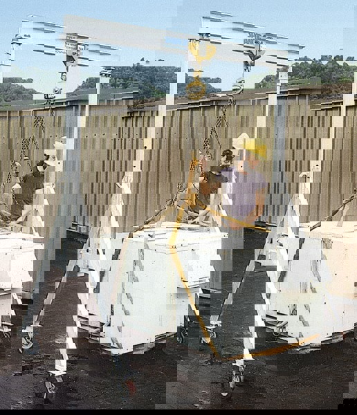 4,000 Lb Aluminum Gantry Crane