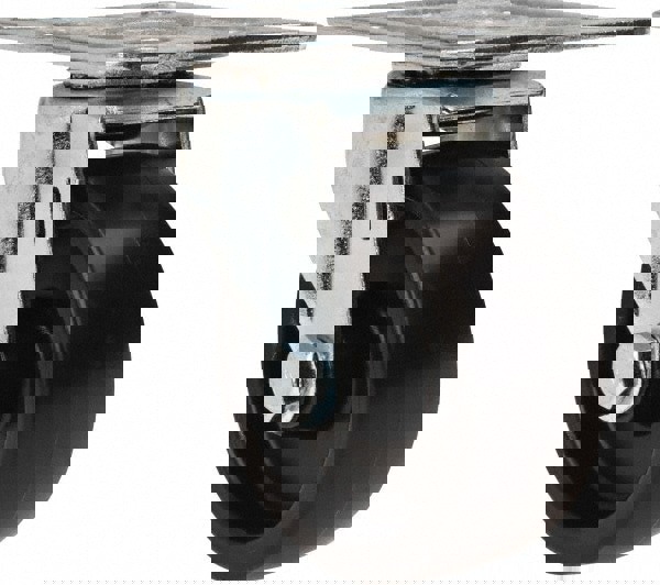 Swivel Top Plate Caster: Polyolefin, 3