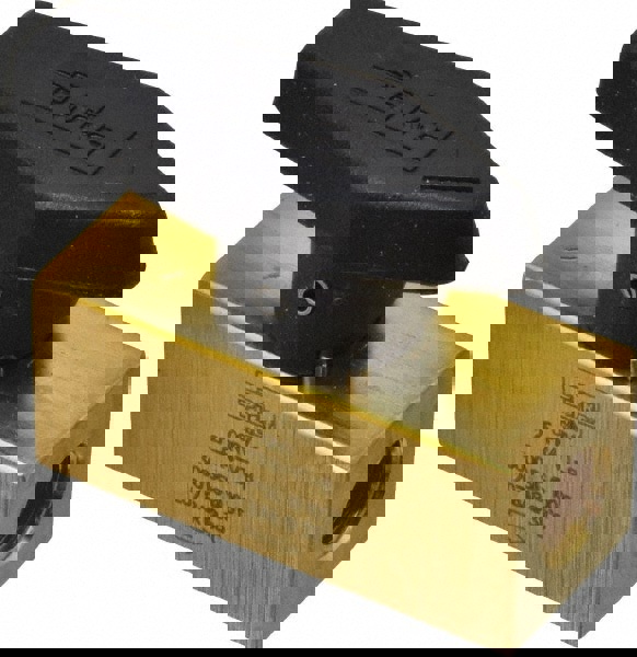 Instrument Plug Valve Brass