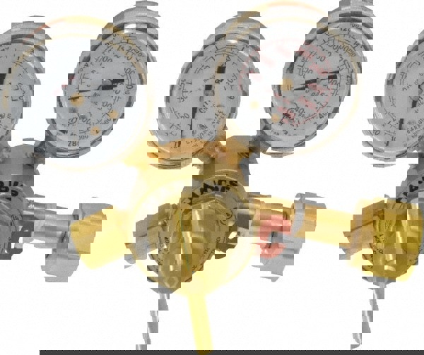 320 CGA Inlet Connection, Female Fitting, 60 Max psi, Carbon Dioxide Welding Regulator