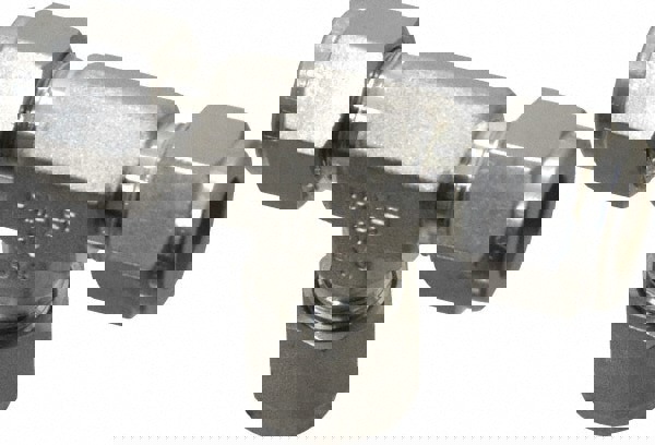 Compression Tube Union: Compression x Compression x Compression