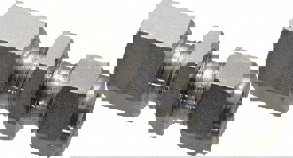 Compression Tube Bulkhead Female Connector: 1/4