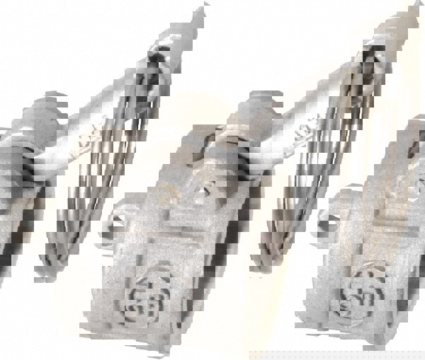 Cam & Groove Coupling: