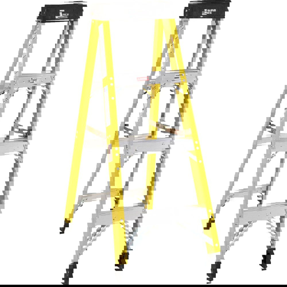 3-Step Fiberglass Step Ladder: Type IA, 4' High