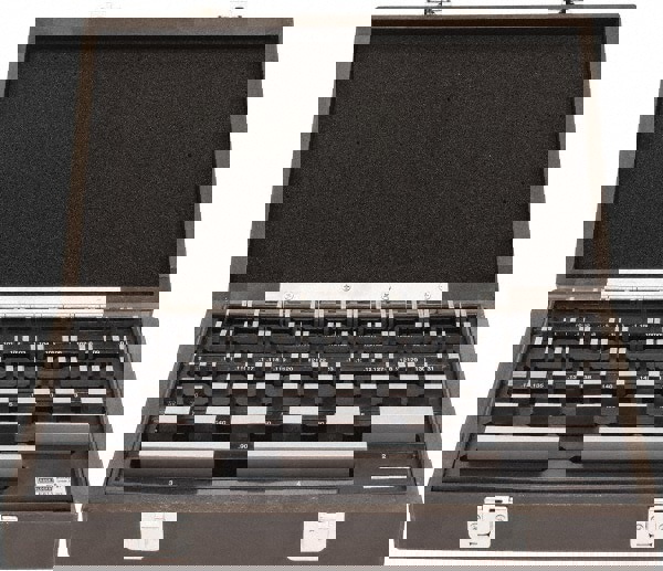 Gage Block Set: 0.101 to 4'' Range, 81 Pc, Steel