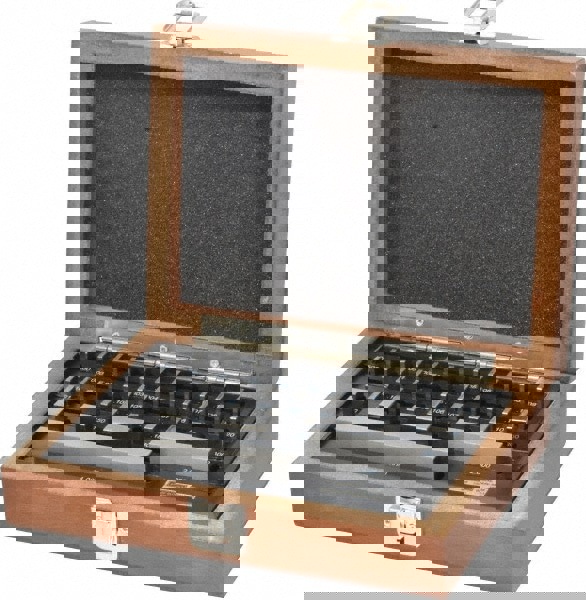 Gage Block Set: 0.05 to 4'' Range, 36 Pc, AS-1 Grade, Steel