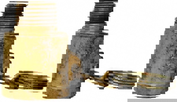 Cam & Groove Coupling: 1