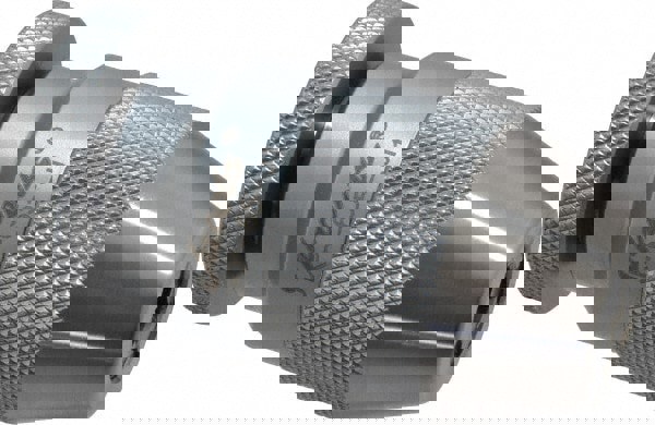 Drill Chuck: 1/64 to 1/4