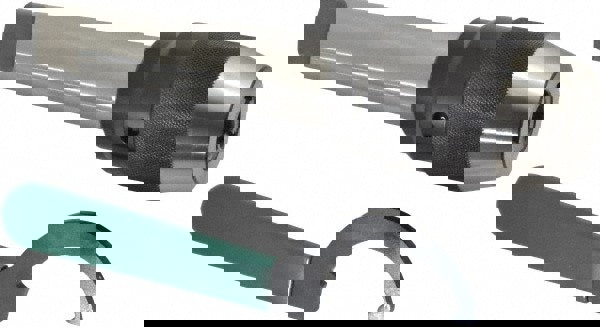 Drill Chuck: 3/64 to 1/2