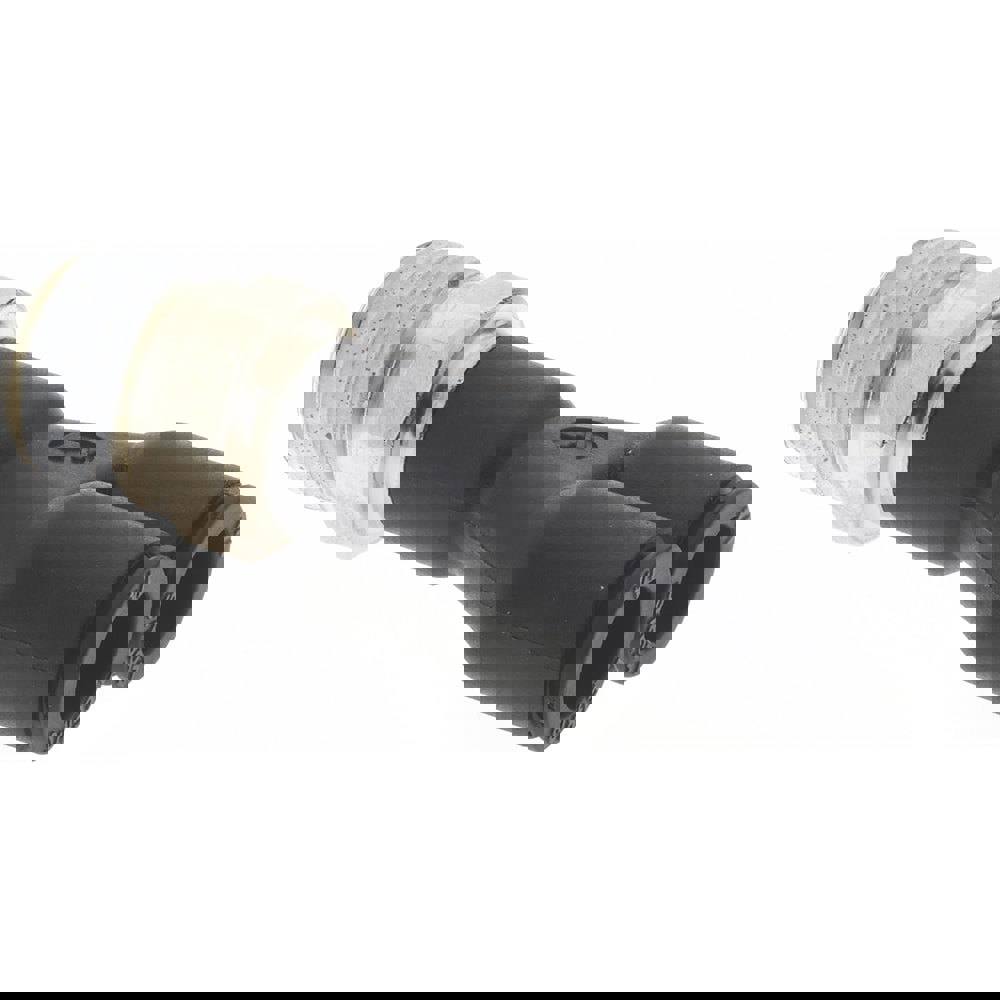 Push-To-Connect Tube Fitting: Y-Connector, 1/4