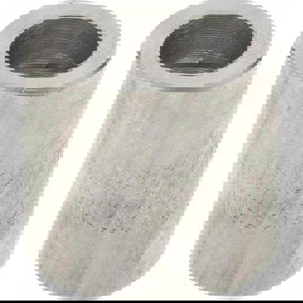 Pipe Half Coupling: 3/8