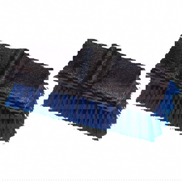 Scrub Brush: Polypropylene Bristles