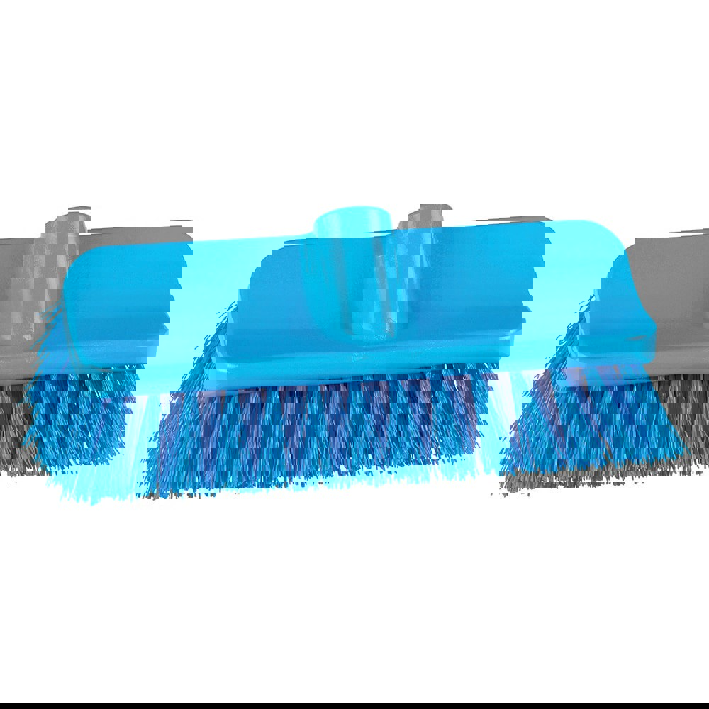 Deck Scrub Brush: Polypropylene Bristles