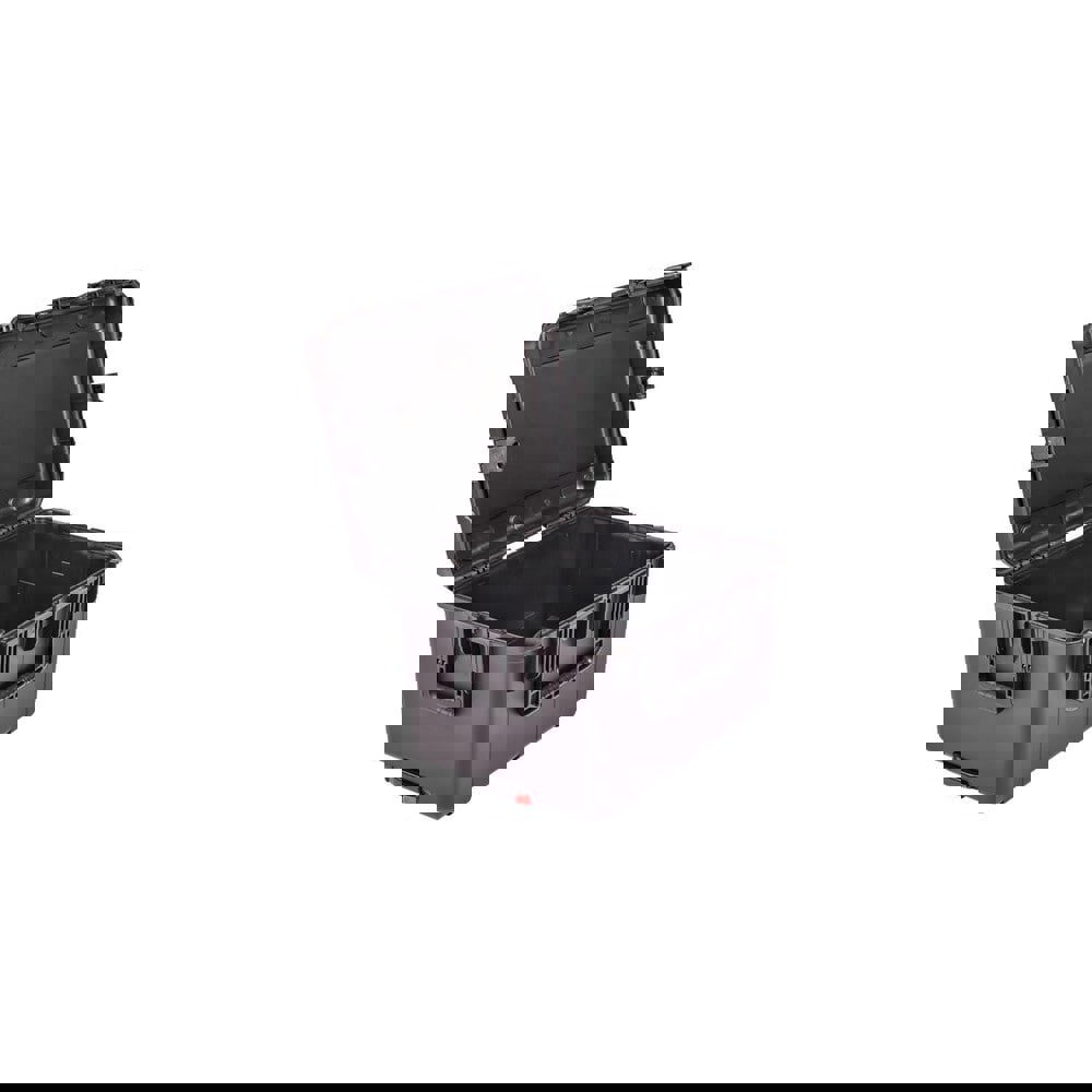 Clamshell Hard Case: 19-1/2