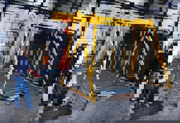 6,000 Lb Steel Gantry Crane