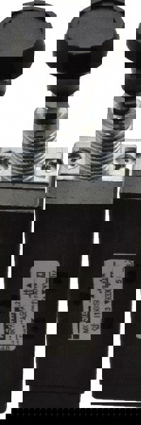 Mechanically Operated Valve: 4-Way & 2-Position, Button-Push Pull Actuator, 1/8