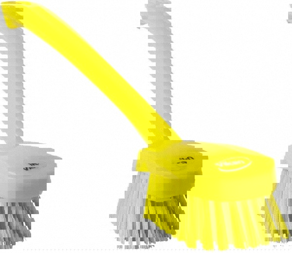 Scrub Brush: Polyester Bristles