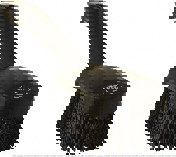 Scrub Brush: Polyester Bristles