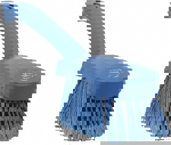 Scrub Brush: Polyester Bristles