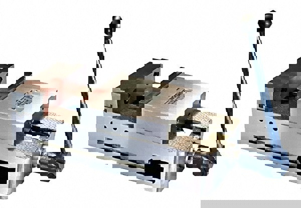 Machine Vise: Single-Station, 6.00