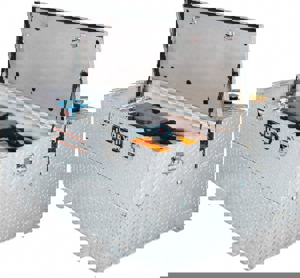 Liquid Transfer Tank: 31