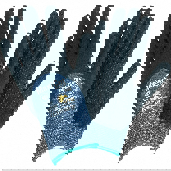 Cut-Resistant Gloves: Size M, ANSI Cut A3, Nitrile, Synthetic