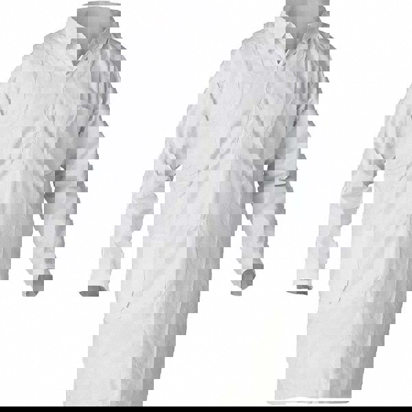 Lab Coat: Size Medium, Microporous Film Laminate