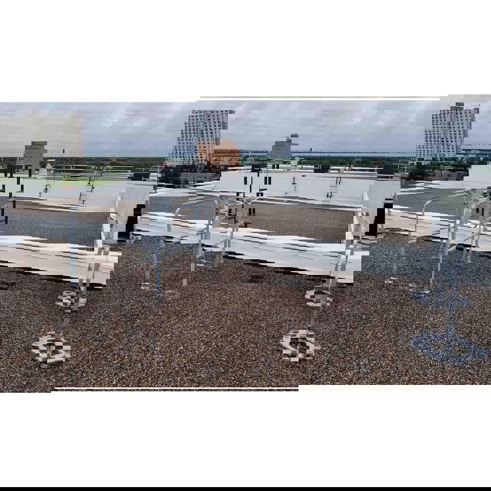 Ladder Accessories; Accessory Type: LadderGuard System ; For Use With: Fixed Ladders With Easyfit Gate ; Material: Steel ; Overall Length: 52.00 ; UNSPSC Code: 30191600