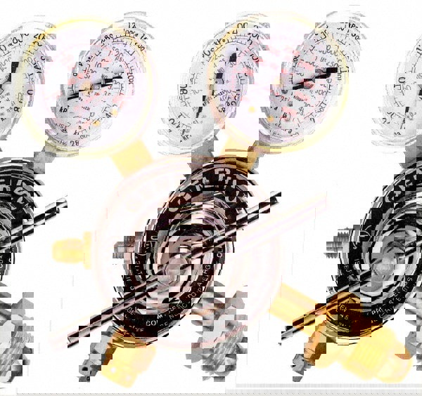 5,000 CFH Flow Range, 320 CGA Inlet Connection, Female Fitting, 175 Max psi, Carbon Dioxide Welding Regulator