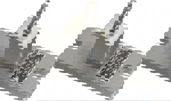 1/3 Carat Diamond Nib Dresser Holder