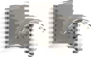 1 Robe Hook in Vibrant Brushed Nickel