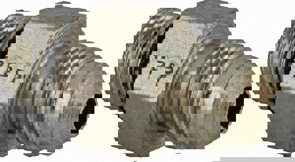 Steel Flared Tube Straight Thread Connector: 1/4