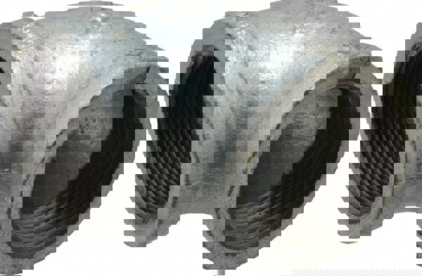 Malleable Iron Pipe 90 &deg; Elbow: 1-1/4