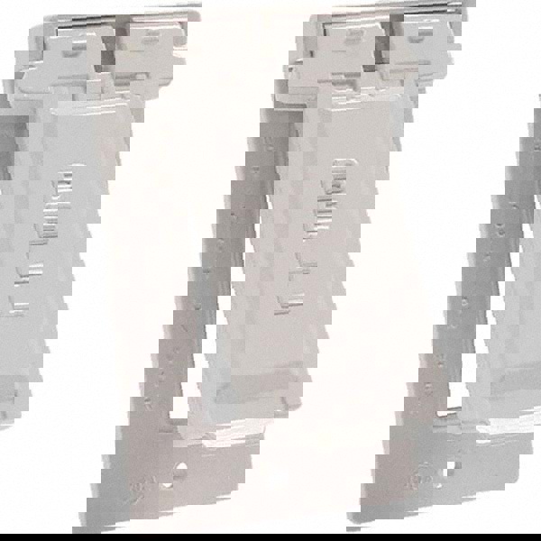 Weatherproof Box Covers; Electrical Box Shape: Rectangle; Number Of Outlets: 1; Resistance Features: Non-Corrosive; Housing Material: Aluminum; Finish: Powder Coat Finish; Recommended Environment: Wet Location; Overall Width: 2.8130 in; Housing Color: Whi