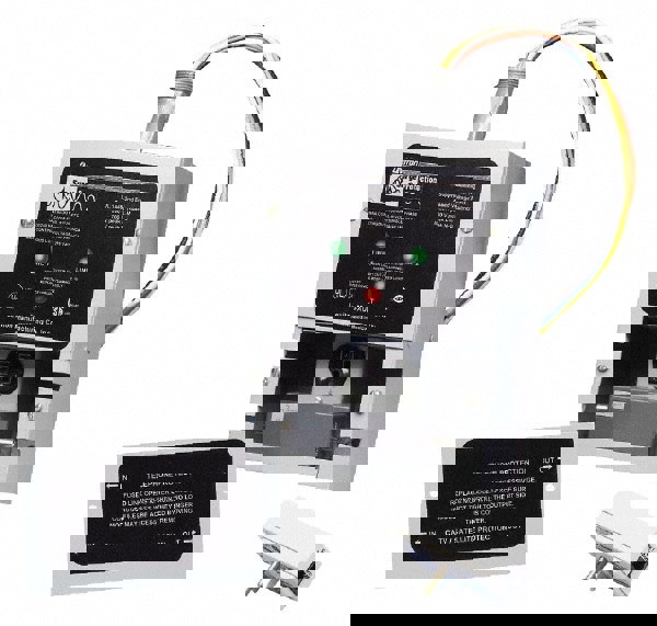 Hardwired Surge Protectors; Voltage: 120/240 VAC ; Nominal Discharge Current (kA): 3.00 ; Short Circuit Current (kA): 10 ; Surge Protection Capacity (kA): 48 ; Mounting Type: Surface Mount ; Body Material: Steel