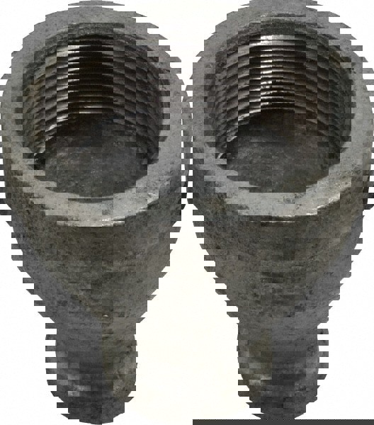 Malleable Iron Pipe Reducing Coupling: 1-1/2 x 1/2