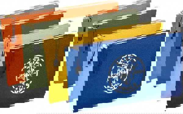 Zipper Bag: 1 Pocket