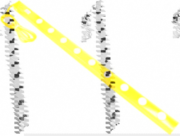 9 Outlets, 125 Volts, 15 Amps, 3' Cord, Power Outlet Strip