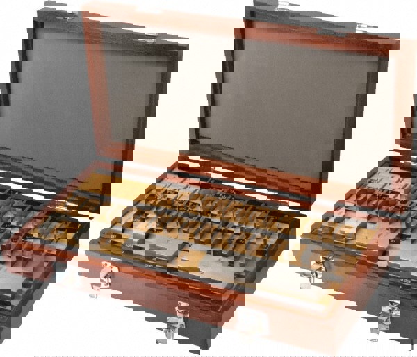 Gage Block Set: 0.05 to 4'' Range, 36 Pc, AS-1 Grade, Steel