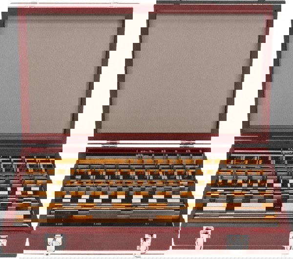 Gage Block Set: 0.05 to 4'' Range, 81 Pc, Steel