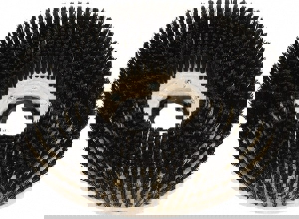 Floor Scrubbing Brush: Medium