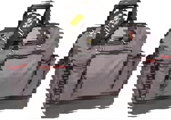 FATMAX TOOL BAG: 16 Pocket