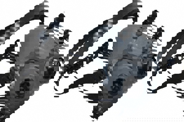 Half Facepiece Respirator: Elastomer, Threaded, Large