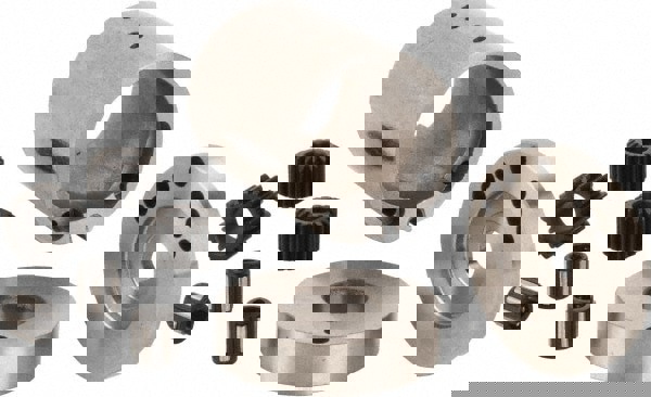 Power Screwdriver Accessories; Accessory Type: Rebuild Kit; Accessory Type: Rebuild Kit; For Use With: Air Screwdriver- Adjustable Clutch Pistol Grip 5565003132JP; Contents: Rear End Plate 75-725314; (3) Needle Bearings 080245;(3) Planet Gears 80223-14;Cy